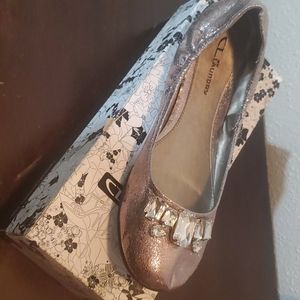 Cl laundry metallic ballerina fllat size 11m